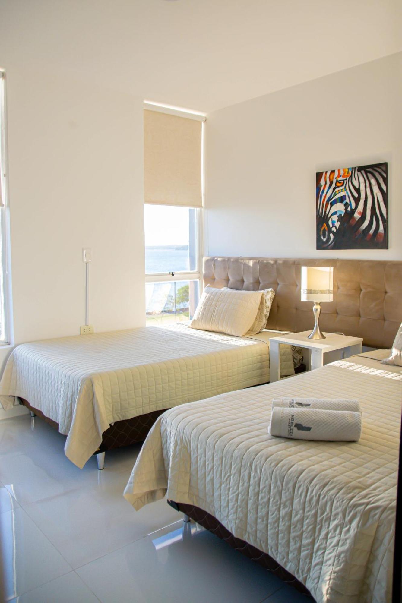 Nobleza Apart Hotel Encarnacion Ruang foto